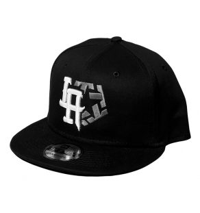 BLACK LA - New Era® - Flat Bill Snapback Cap